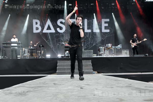 BASTILLE - 2016-08-26 - SAINT CLOUD - Domaine National - Grande Scene - 